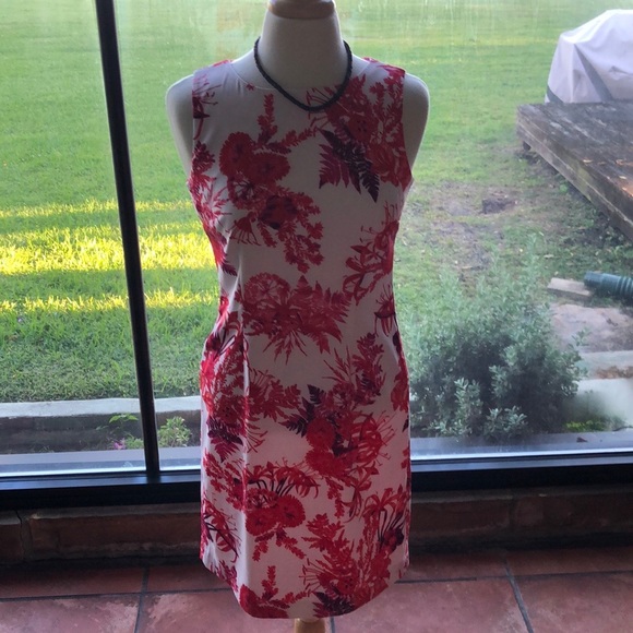 BEAUTIFUL LADIES DRESS BY MARIO SERRANO - Picture 2 of 7